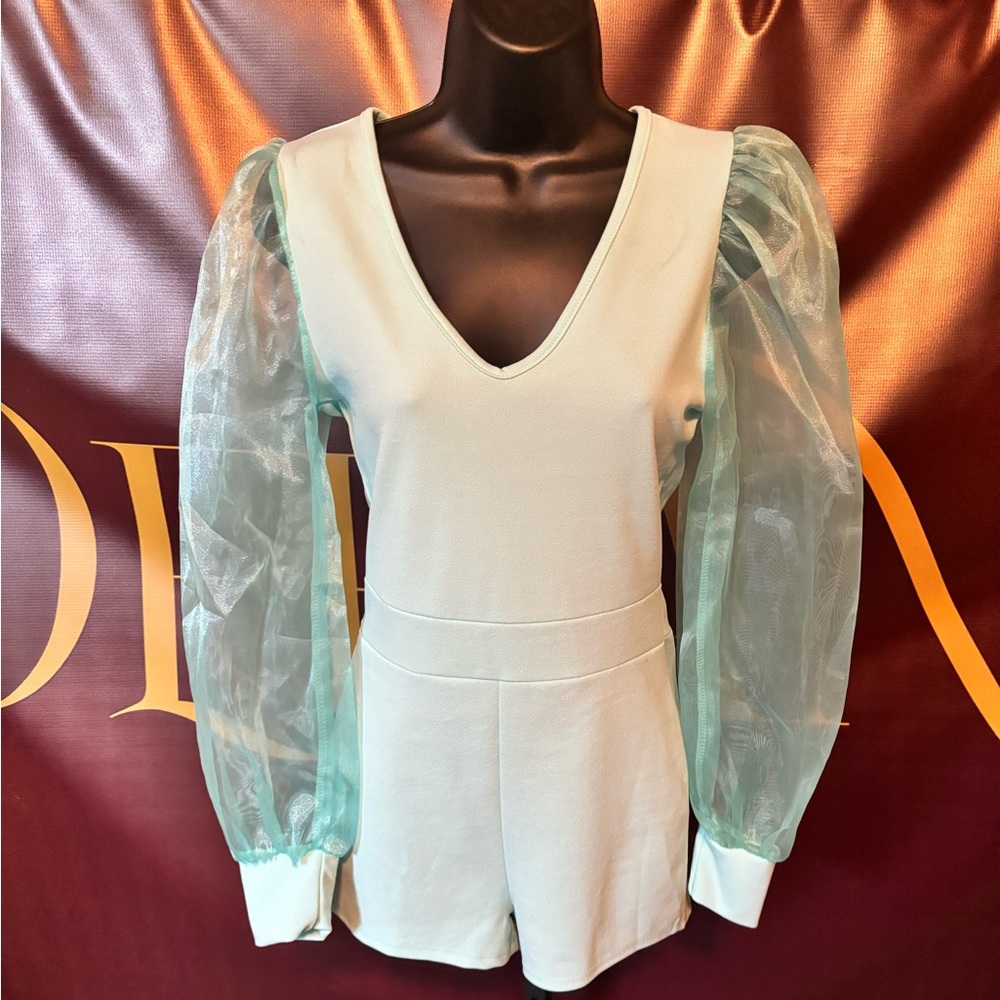 Women's Splash of Mint V-Neck Organza Puff Sleeves Romper - Picture 3 of 3